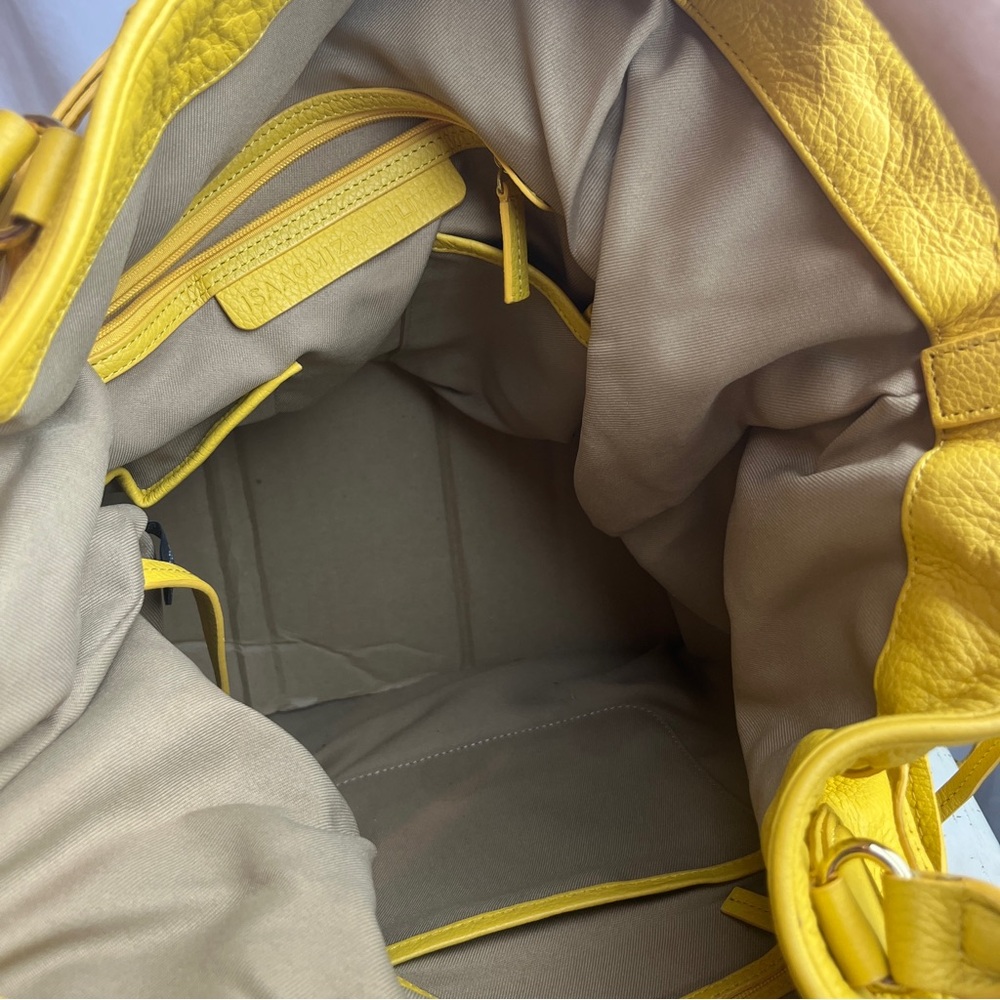 Isaac Mizrahi Live Yellow Pebbled Leather Drawstring Bucket Handbag  Purse Set - Picture 13 of 16